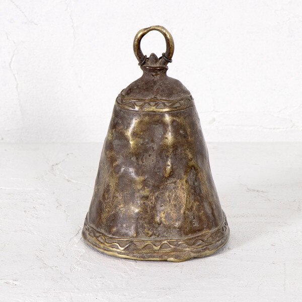Metal Bell Macro 3